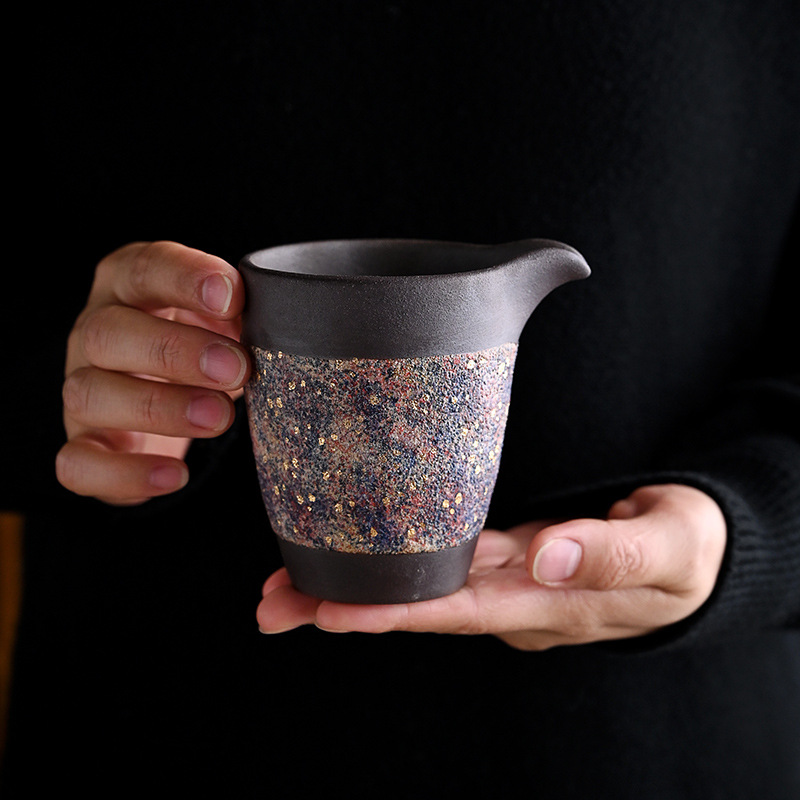 Cốc đường hầm bằng bùn đá cũ, cốc công cộng làm bằng tay, dụng cụ chia trà, bộ trà kungfu gia dụng kiểu Nhật, cốc đồng nhất có thể nâng bảy