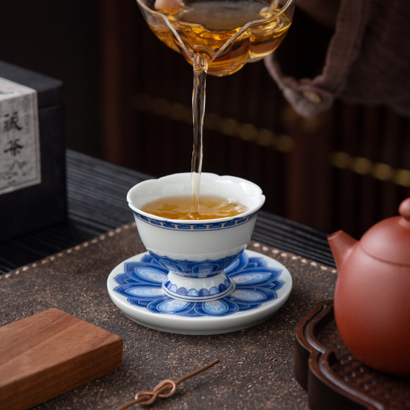 Bộ tách trà sứ trắng xanh kiểu Trung Quốc Bộ trà Kung Fu cổ điển chén trà gốm sứ một người chủ cốc đơn cốc nhỏ