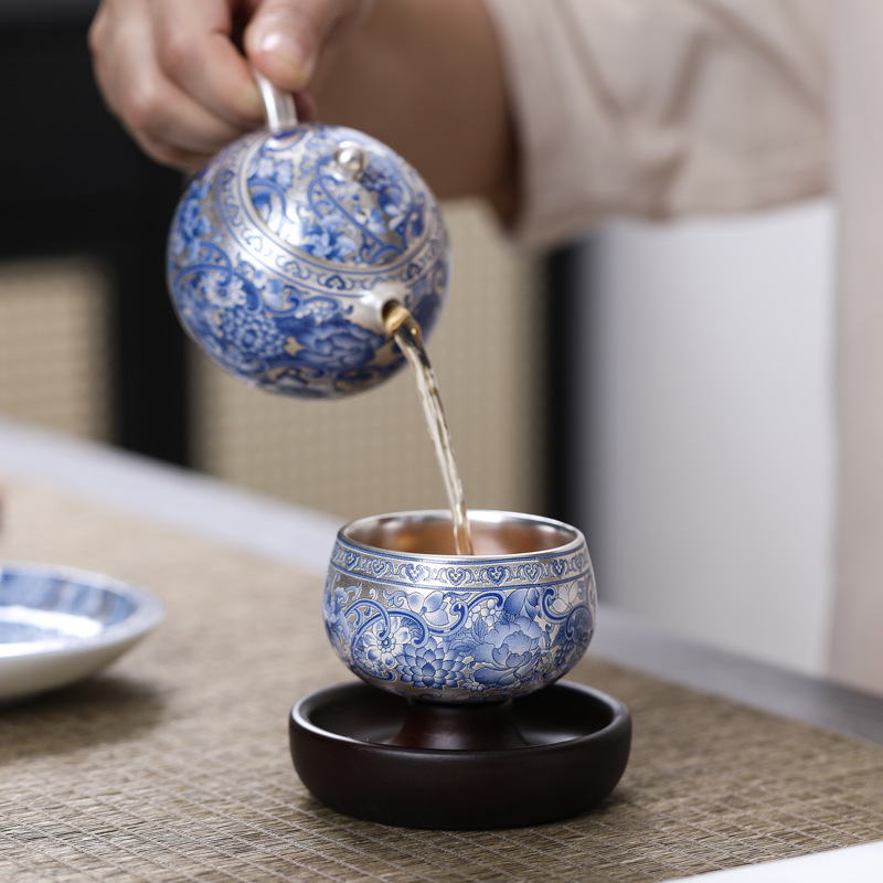 Bộ ấm trà Kung Fu cao cấp bộ cốc xoay mạ bạc ấm bạc cốc chủ nhân Trung Quốc cốc trà cho người lớn tuổi tặng bạn bè