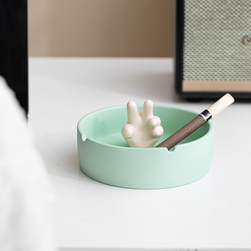 Hãy đến và so sánh cuộc sống với gạt tàn sáng tạo gia dụng Gạt tàn chống bay đơn giản Văn phòng cá tính không nắp