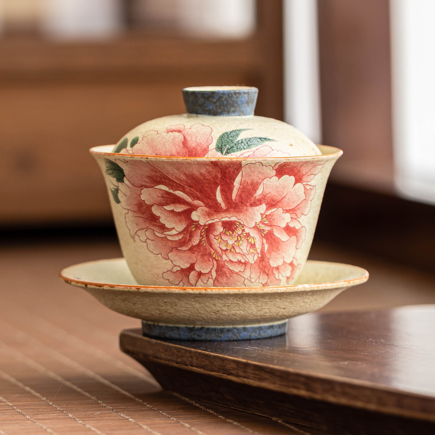 Bát có nắp ba tay màu đỏ đá lửa trắng xanh, bộ trà quốc triều, bát pha trà Kung Fu gia dụng gốm sứ cao cấp đơn