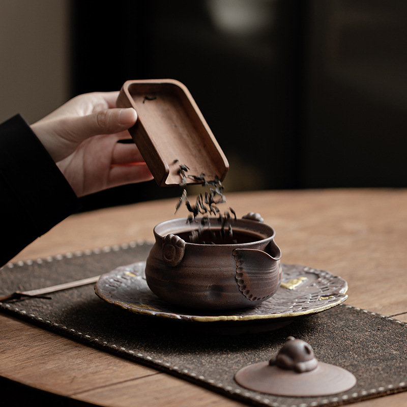 Ấm trà gấu nhỏ đất đá cũ ấm trà gốm sứ hộp quà tặng bộ trà kungfu cổ điển văn phòng gia dụng ấm pha trà