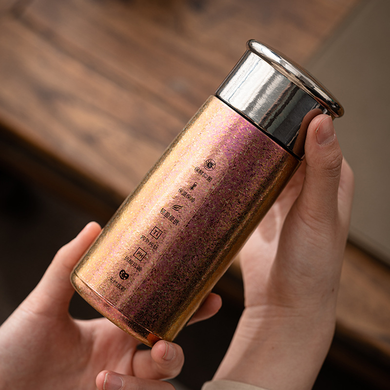 Cốc giữ nhiệt hai lớp titan nguyên chất cốc nước có giá trị cao cho nam và nữ Cốc pha trà tách tách trà Om pha lê Titan