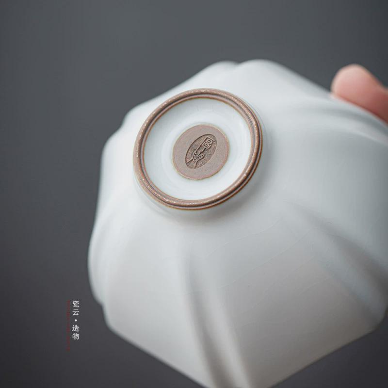 Chén trà gốm sứ Ruyao màu trắng ở lò Houhu