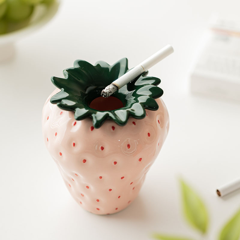 Gạt tàn dâu tây trang trí trang trí sáng tạo gốm sứ phòng khách gia dụng Gạt tàn tro chống bay văn phòng bàn trà Gạt bã trà