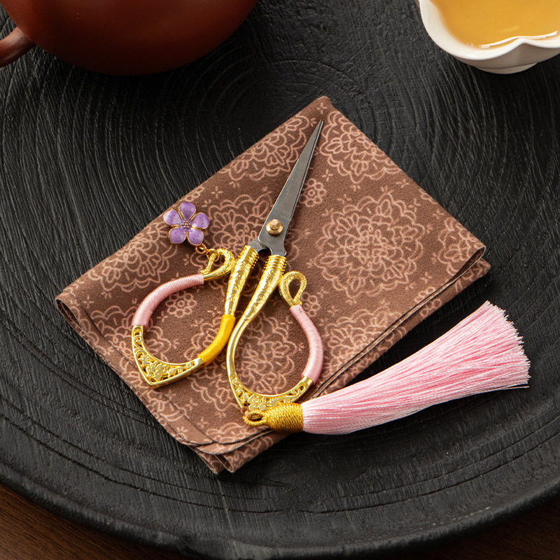 Bán buôn kéo nhỏ phong cách châu Âu cổ điển kéo túi trà kéo bao bì gia dụng kéo trà nghệ thuật trà phụ kiện trà đạo thủ công nghệ thuật trà tua rua