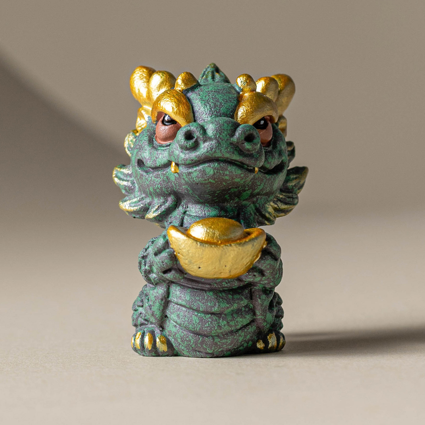 Nhà máy may mắn bốn linh hồn, con thú, thủy triều quốc gia, màu vàng, rồng xanh, đồ trang trí, đồ trang trí, phòng học, chặn giấy, linh vật thủ công