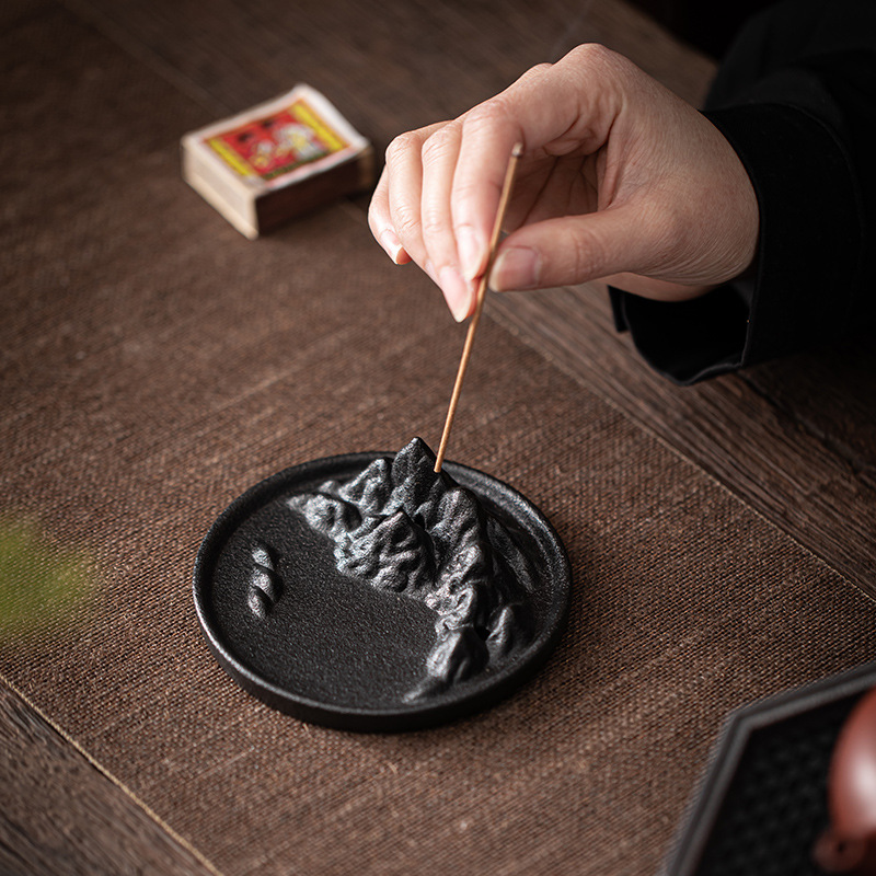 Guanshan Fog trào ngược Hương Hương dây gốm Lư Hương ổ cắm hương Trầm Hương Bàn trà gỗ đàn hương nhỏ dụng cụ xông hương trà đạo