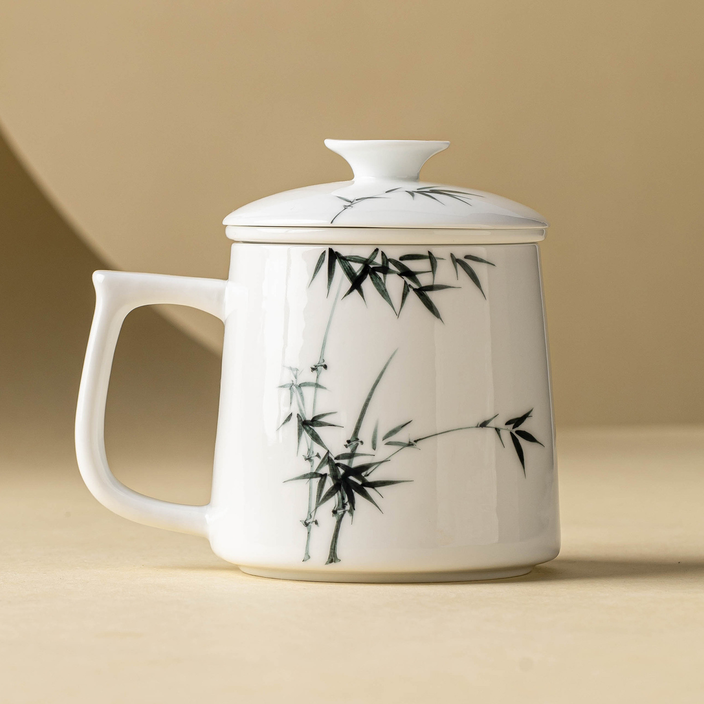 Cốc pha trà gốm sứ bằng tre mực vẽ tay Jisu cốc lớn gia dụng có nắp có thể treo cốc uống nước văn phòng