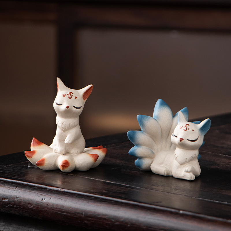 Yixing quặng thô màu tím cát thủ công sáng tạo dễ thương trà vật nuôi tại nhà đồ trang trí trà đạo quà tặng trà chơi có thể nuôi cáo chín đuôi