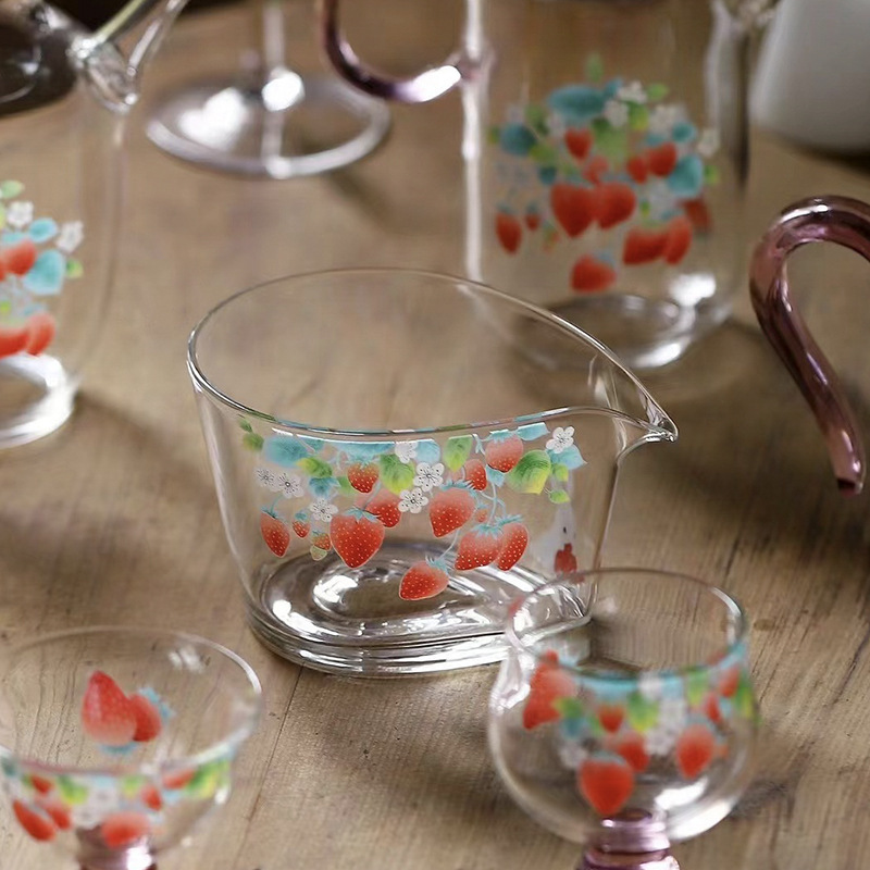 Bộ sưu tập dòng sản phẩm kính dâu tây 2024, đề can thủ công, bát nắp chịu nhiệt độ cao borosilicate, cốc trà, cốc trà, bộ trà