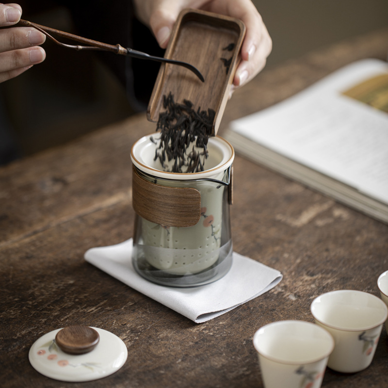 Đồ gốm vẽ tay cốc khách nhanh bộ trà du lịch cầm tay ngoài trời bộ trà kungfu chống bỏng một bình ba cốc