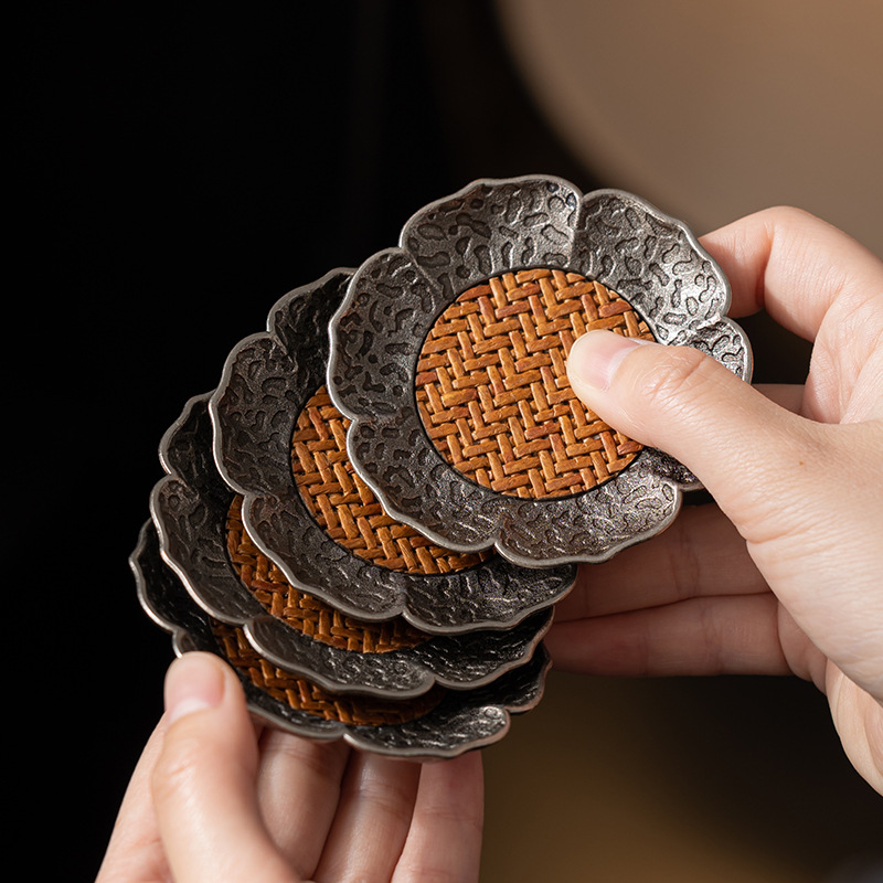 Hợp kim mây thảm lót ly khay trà cách nhiệt Trung Quốc retro ánh sáng sang trọng cao cấp trà thảm chống trượt chống bỏng bộ trà phụ kiện