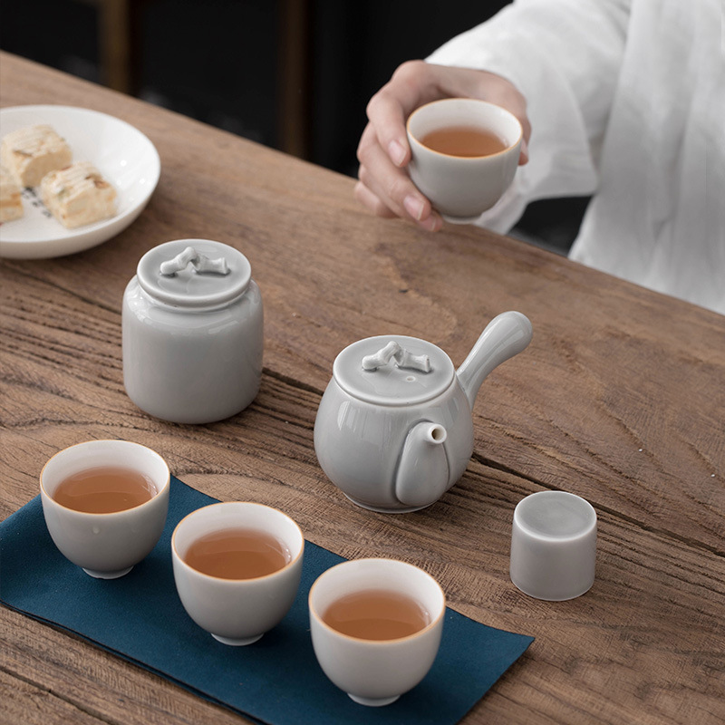 Ngân Hàng Bất động sản Hội nghị thường niên Tùy chỉnh Ngày lễ Quà Tặng Bộ trà Bộ tách trà Doanh nghiệp Sáng tạo Quảng cáo Hoạt động Quà Tặng