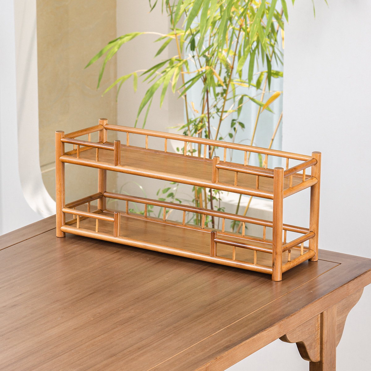 Giá trưng bày đồ trang trí gia dụng kiểu cổ điển hai lớp bằng tre