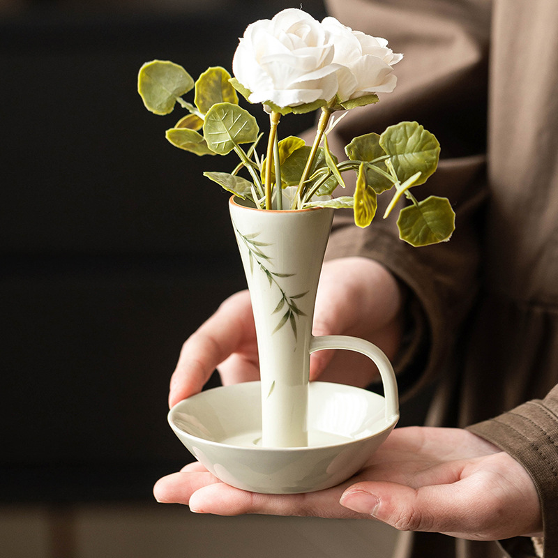 Hoa văn xanh ngọc bích bình hoa gốm sứ bình hoa nhỏ cổ điển phòng ngủ gia dụng đồ trang trí tủ rượu cửa ra vào