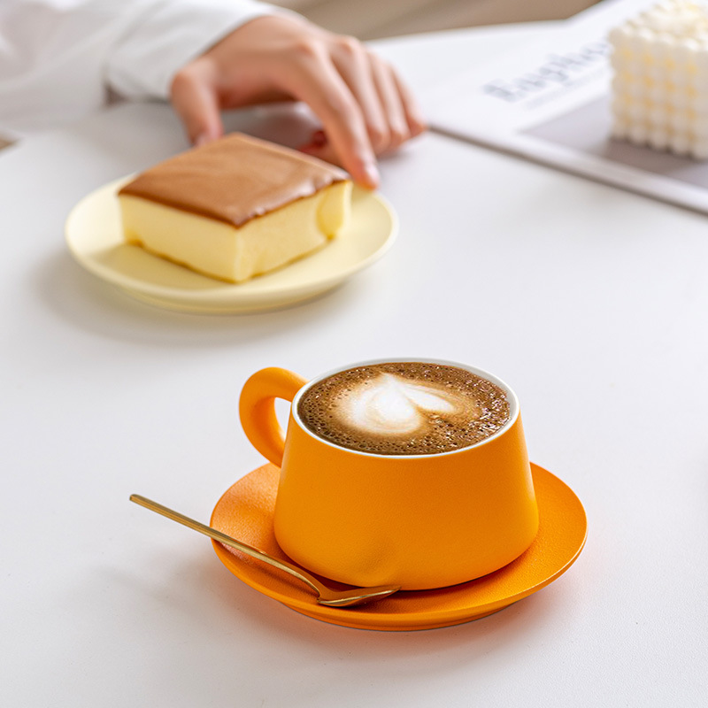 Cốc cà phê phong cách ins bộ cốc và đĩa gốm sứ tinh tế cao cấp, cốc có giá trị cao, quà tặng thiết kế thích hợp