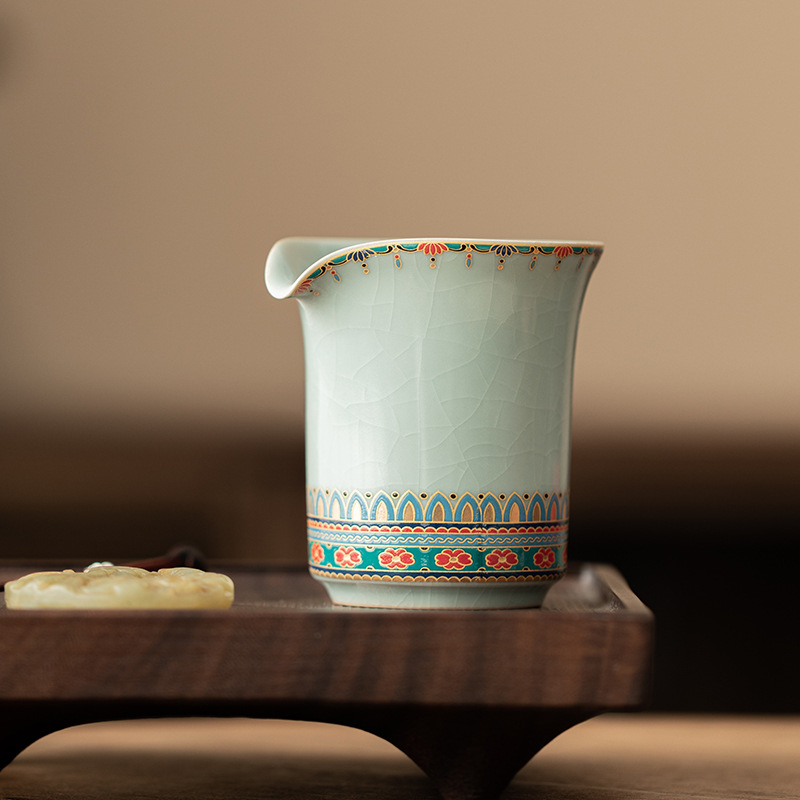 Dunhuang Baoxianghua Ru Kiln Road Cup Dụng cụ pha trà gốm sứ gia dụng Dụng cụ pha trà Haifen có thể nâng cao phụ kiện bộ trà Kung Fu Cốc công cộng