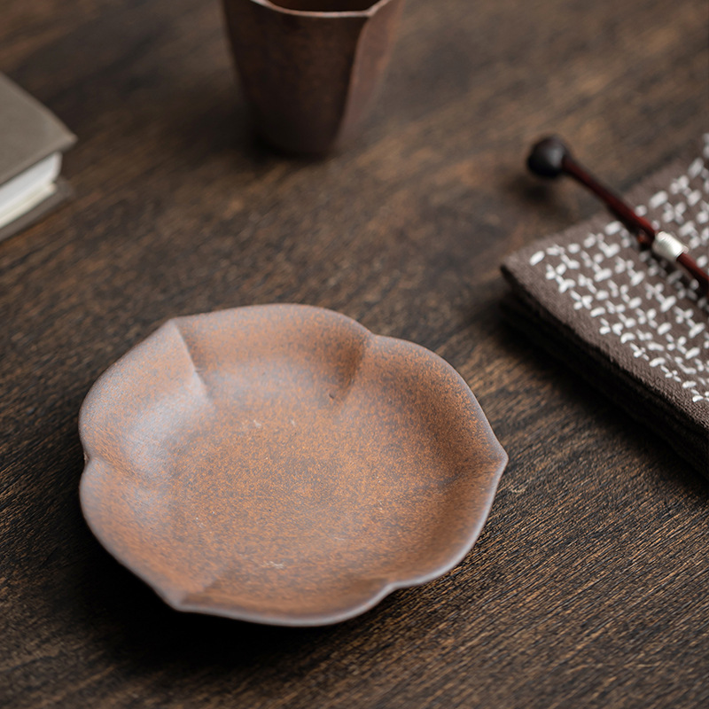 Lót cốc cánh hoa gốm thô bùn đá cũ, khay đựng cốc đựng trà gia dụng cổ điển, đệm cách nhiệt cỡ nhỏ, phụ kiện bộ trà Kung Fu