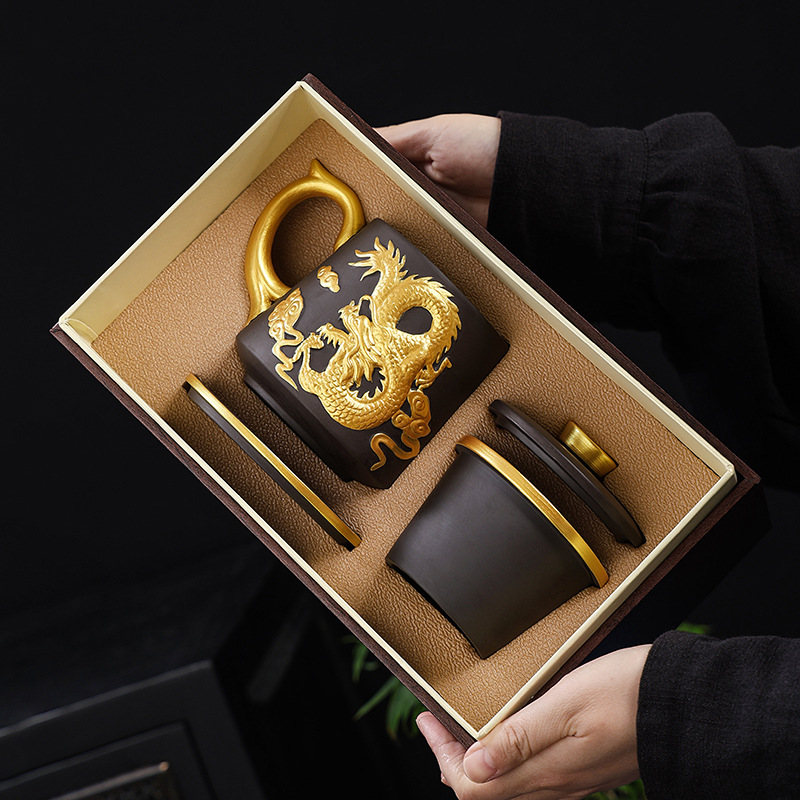 Cốc tử sa vàng chạm nổi 12 cung hoàng đạo, cốc trà văn phòng dung tích lớn dành cho nam, quà tặng khắc chữ cá nhân