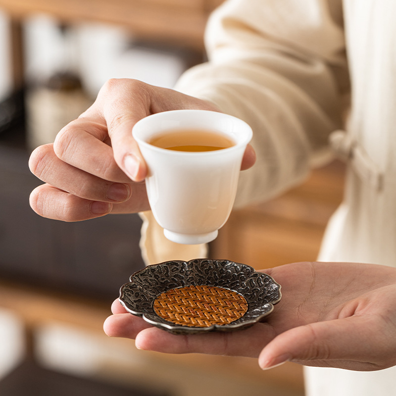Lót cốc CHIẾU MÂY Hợp Kim Mẫu mới, đệm cách nhiệt, khay trà cổ điển, phụ kiện Trà chống bỏng chống trượt cao cấp sang trọng nhẹ