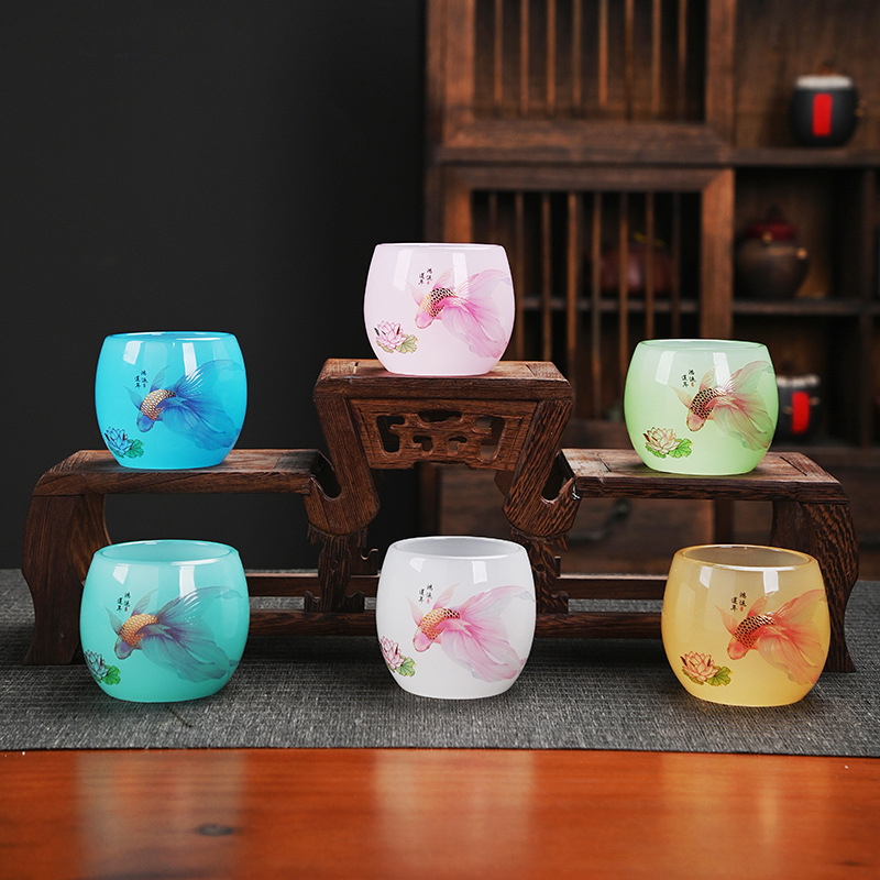 Cốc trà thủy tinh nữ màu hồng cốc chủ nhân gốm sứ cốc trà Kung Fu gia dụng cốc thủy tinh đơn sản phẩm ngọc bích cốc trà bán buôn