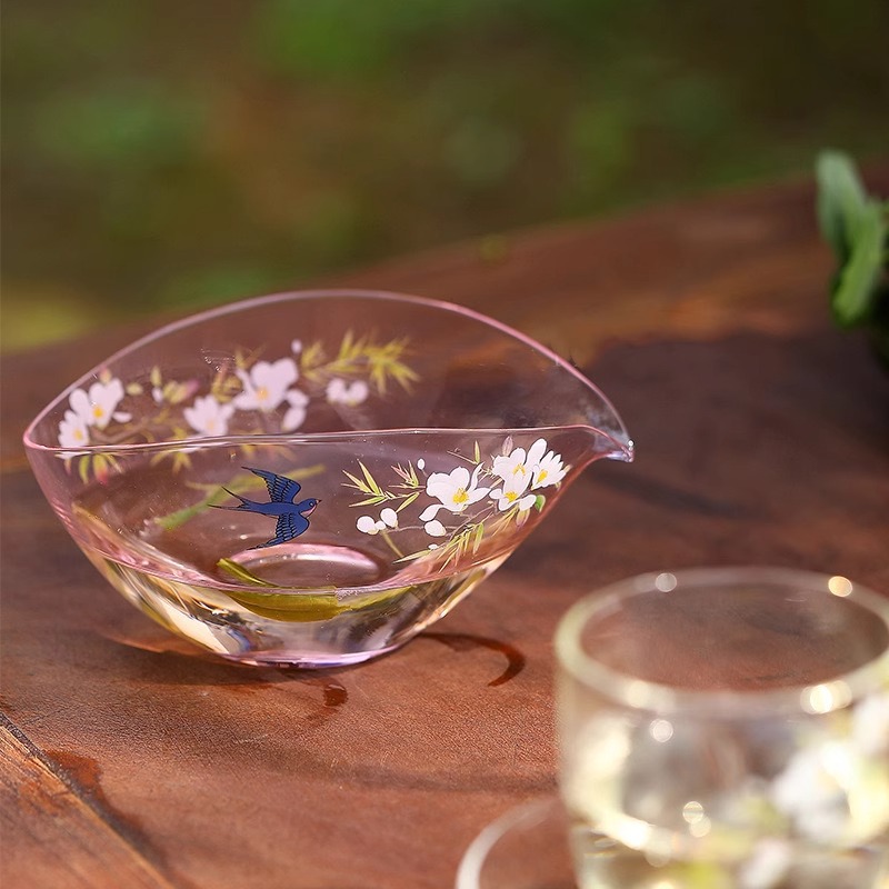 Cốc công bằng thủy tinh chịu nhiệt, dụng cụ chia trà xanh tươi mát, Bộ trà Kungfu văn phòng đơn giản gia dụng Biển Trà trong suốt cao