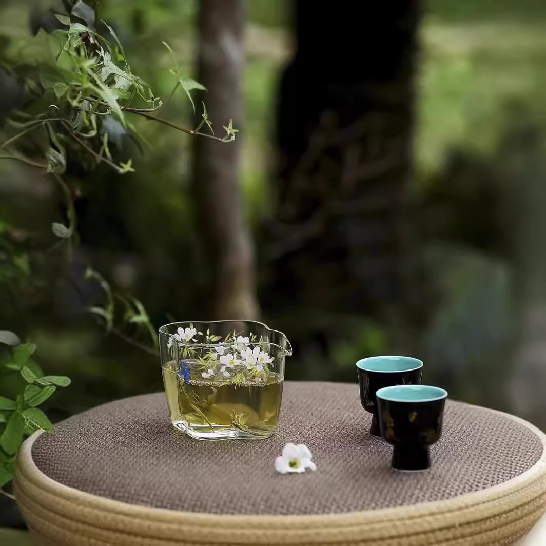 Cốc công tắc Yunduo cốc tách trà thủy tinh đính hoa thủ công dụng cụ pha trà Kungfu gia dụng cốc công trong suốt