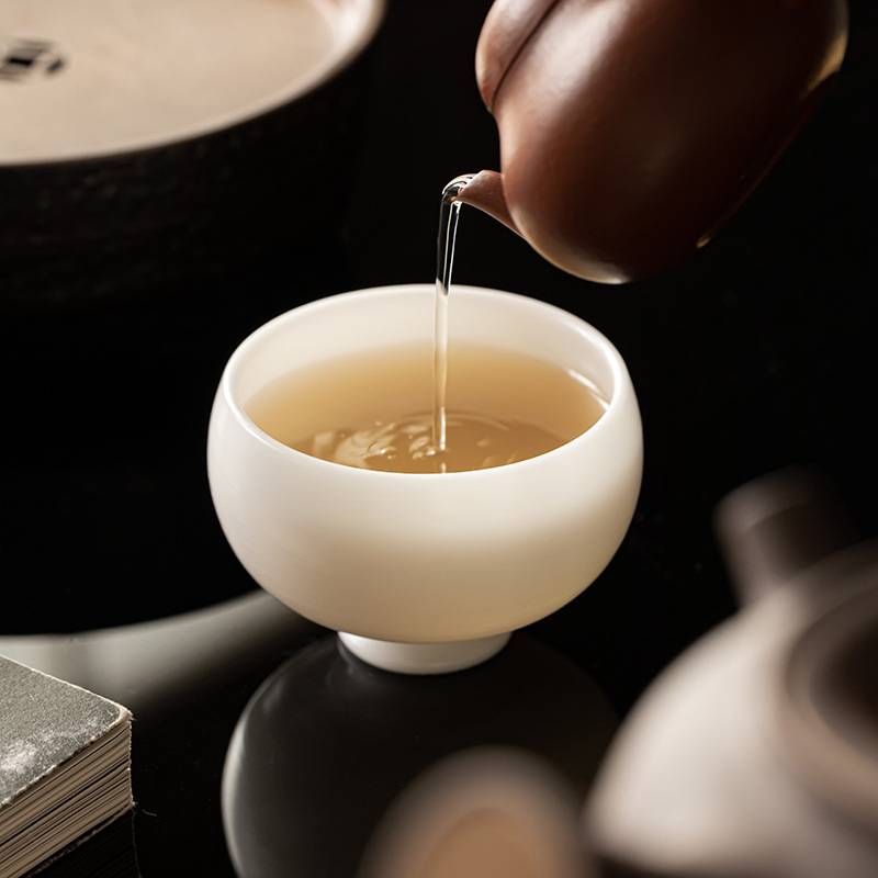 Cốc trà bùn ngọc trắng cốc chủ nhân cốc đơn gốm sứ Đức Hoa gia dụng cốc uống nước cá nhân thủ công dụng cụ trà Kung Fu
