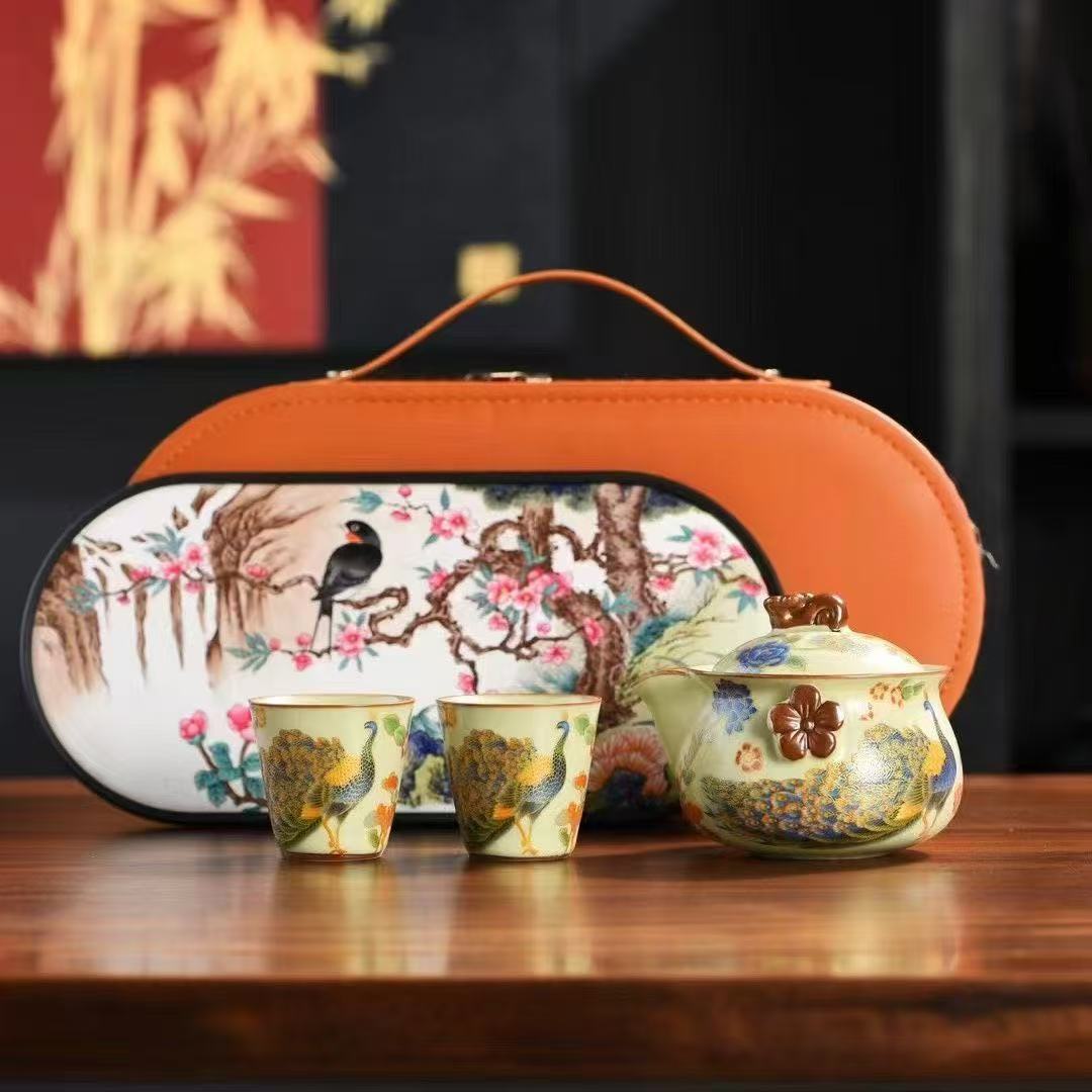 Cốc trà có nắp đậy con công Ru Kiln Ấm cầm tay chống bỏng Jingdezhen Kung Fu Bộ trà Ấm pha trà Dụng cụ pha trà Bát trà Quà lưu niệm