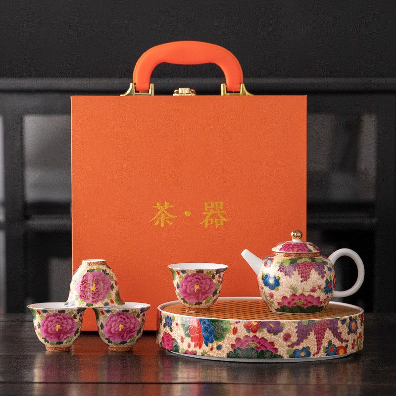 Bộ ấm trà Jingdezhen Bộ ấm trà mới 2024 Bộ ấm trà trọn bộ một ấm bốn cốc Hộp quà tặng tinh tế dành cho nữ