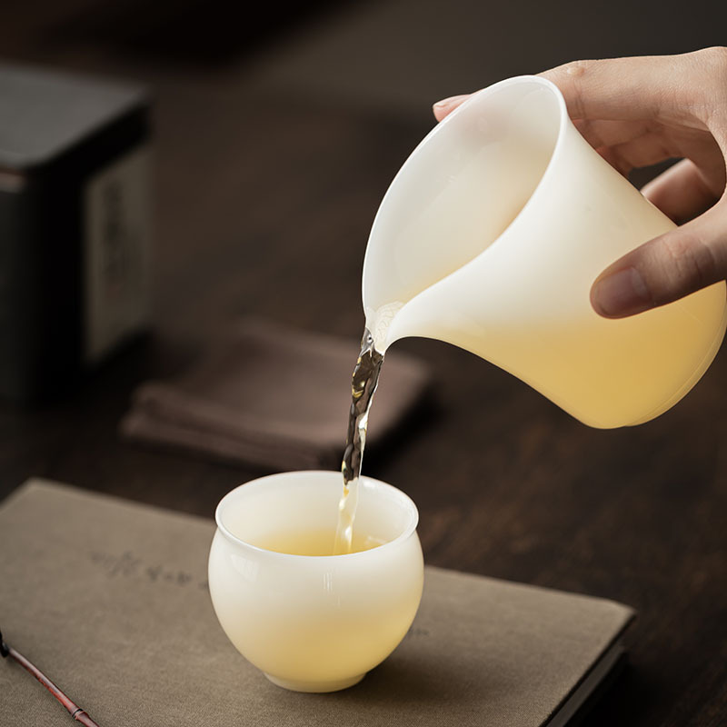 Tách trà sứ ngọc bích dùng trong gia đình, tách trà bậc thầy, tách tre, tách nếm, bộ trà kung fu, tách trà cá nhân, hộp quà tặng tách đơn.