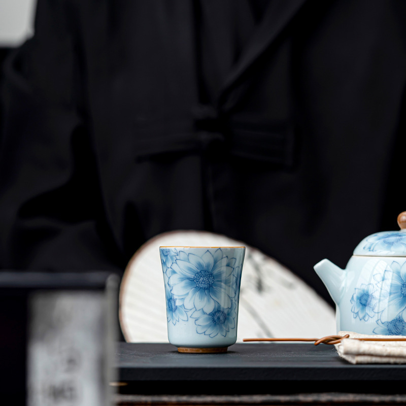 Cốc trà màu xanh và trắng cốc chủ sở hữu cá nhân nữ nhỏ Zen retro nhà sản xuất cốc trà gốm thủ công bán buôn