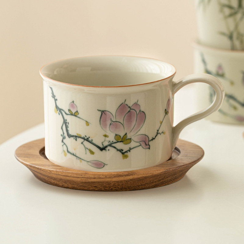 Bộ cốc và đĩa cà phê hoa mộc lan vẽ tay, cốc latte cao cấp, cốc trà chiều cao cấp tinh tế, cốc gốm sứ