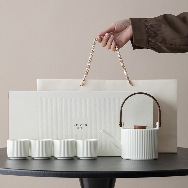 Bộ dụng cụ pha trà Kung Fu đơn giản sang trọng nhẹ nhàng gia dụng ấm chén trà bộ nhỏ pha trà văn phòng tiếp khách gốm sứ