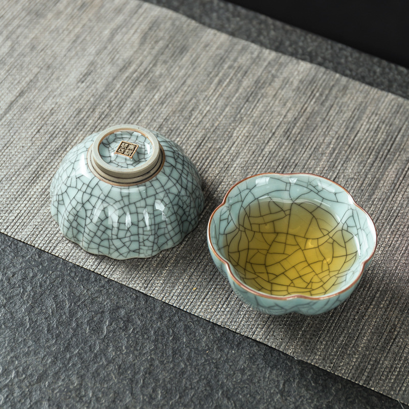 Cốc trà Ge Kiln có thể nâng cao dây vàng và dây sắt, cốc chủ nhân Long Tuyền men ngọc, cốc trà lớn có vết nứt băng, cốc thủ công chính thức