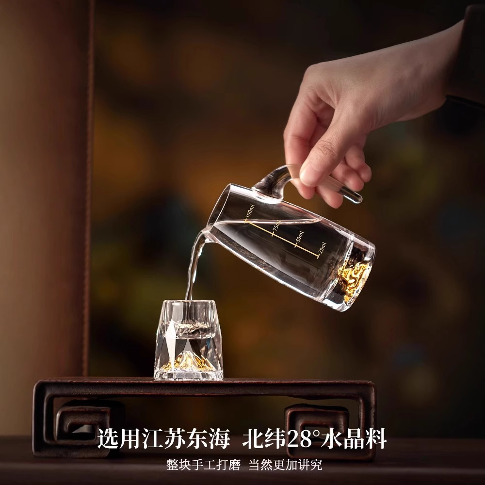 Bộ chia ly rượu vang trắng bộ hộp quà gia dụng cảm giác cao cấp bộ rượu vang pha lê ly cao cấp sang trọng nhẹ