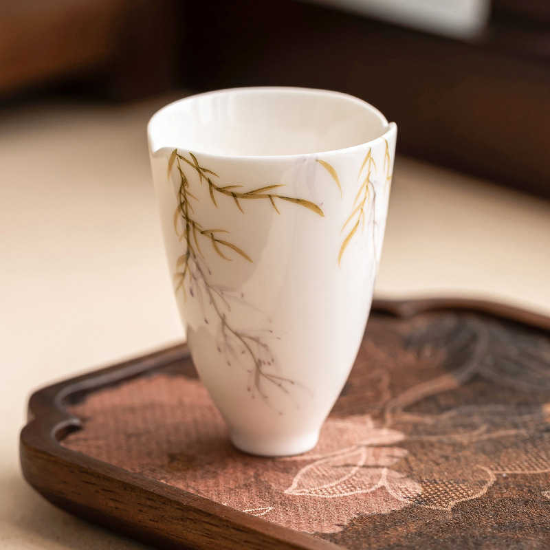 Cốc trà gốm sứ hoa tử đằng vẽ tay cốc chủ nhân cốc hương thơm gia dụng bộ trà kungfu Trung Quốc uống trà cốc chân nhỏ cốc đơn