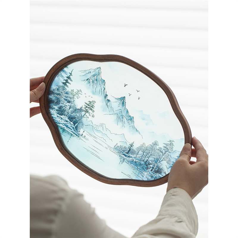 Bộ ấm trà du lịch năm lò nung nổi tiếng trong Bảo tàng Cung điện