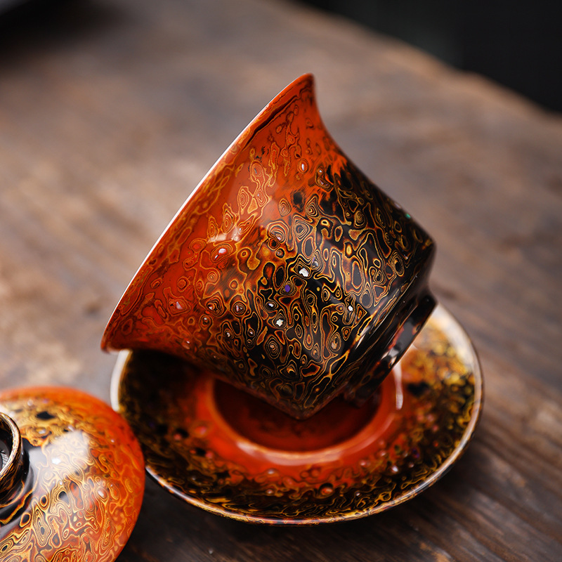 Gaiwan sơn mài lớn Sancai gradient gốm sứ sơn mài bộ trà thủ công tách trà Trung Quốc quà tặng cao cấp đặc biệt kho báu màu đỏ.