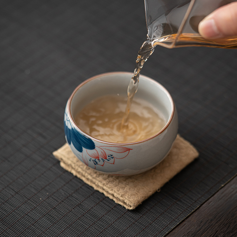 Cốc Trà Hoa sen màu xanh trắng vẽ tay kiểu Trung Quốc cốc chủ nhân tráng men cổ kính Bộ trà Kungfu gia dụng cốc đơn