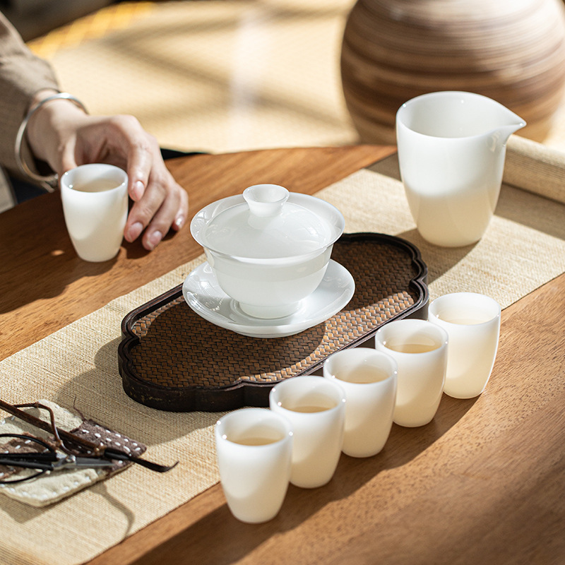 Bộ ấm trà đất sét ngọc bích trắng Bộ ấm chén trà sứ trắng Dehua Bộ ấm trà trọn bộ hộp quà tặng tặng khách hàng