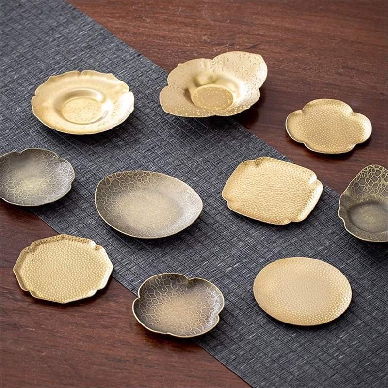 Lót cốc bằng đồng nguyên chất thủ công kiểu Trung Quốc, khay đựng cốc kiểu cổ điển chống trượt cách nhiệt, khay đựng cốc và đĩa bộ trà Kung Fu bán buôn