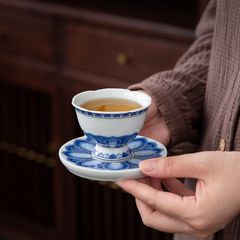 Bộ tách trà sứ trắng xanh kiểu Trung Quốc Bộ trà Kung Fu cổ điển chén trà gốm sứ một người chủ cốc đơn cốc nhỏ