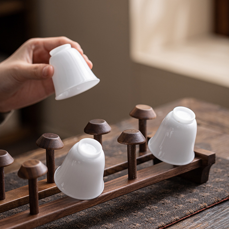 Giá đựng cốc trà gỗ óc chó phụ kiện trà đạo bằng gỗ nguyên khối bộ trà gia dụng cốc phơi kungfu phụ kiện đựng đồ thoát nước