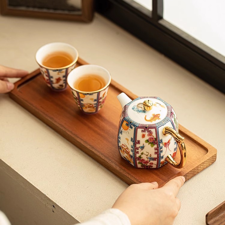 Ấm trà tráng men văn hóa và sáng tạo