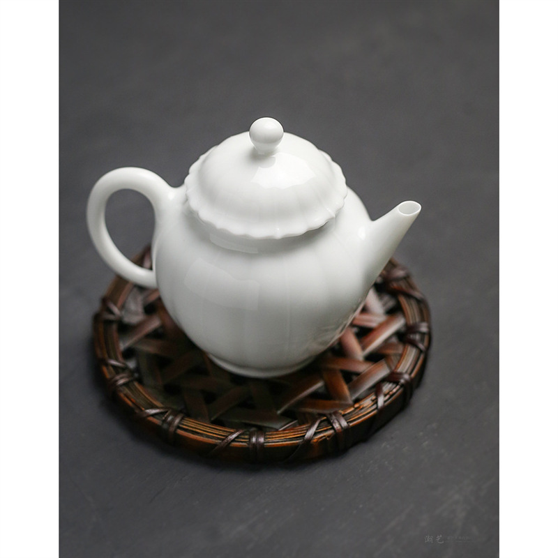 Bán buôn lót ấm tre đan thủ công lót cốc lót ấm cách nhiệt bằng tre đan Seiko Phụ kiện đựng trà ấm trà