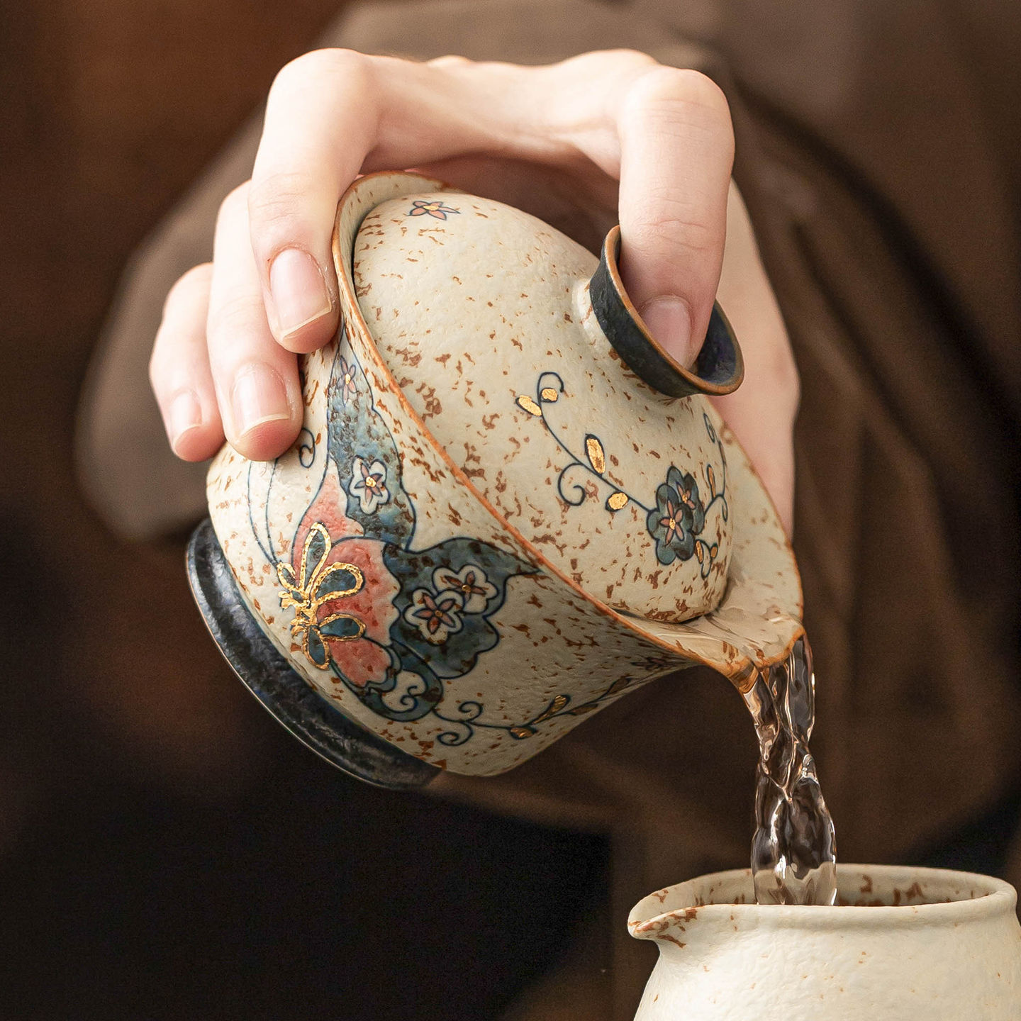 Bát có nắp bằng vàng sơn mài màu xanh và trắng, bát pha trà có nắp Jin'an, bộ trà gốm sứ hoa bướm vẽ tay, tách trà dung tích lớn