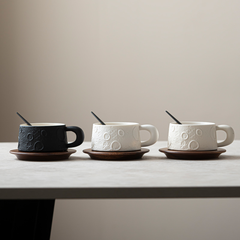 Bộ cốc và đĩa cà phê Nhật Bản Chupu Cốc gốm cốc Latte miệng núi lửa có giá trị cao cốc ăn sáng gia dụng