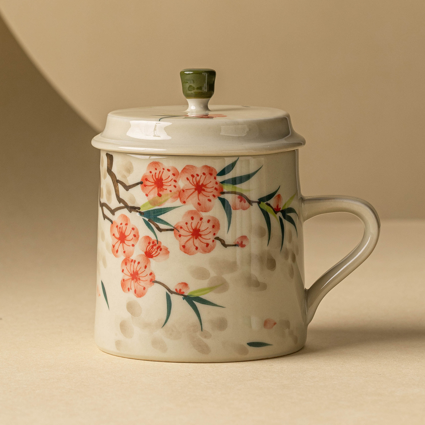 Cốc uống nước bằng gốm sứ hoa đào vẽ tay, cốc uống nước gia dụng bằng gốm có nắp, cốc trà dung tích lớn dành riêng cho nữ